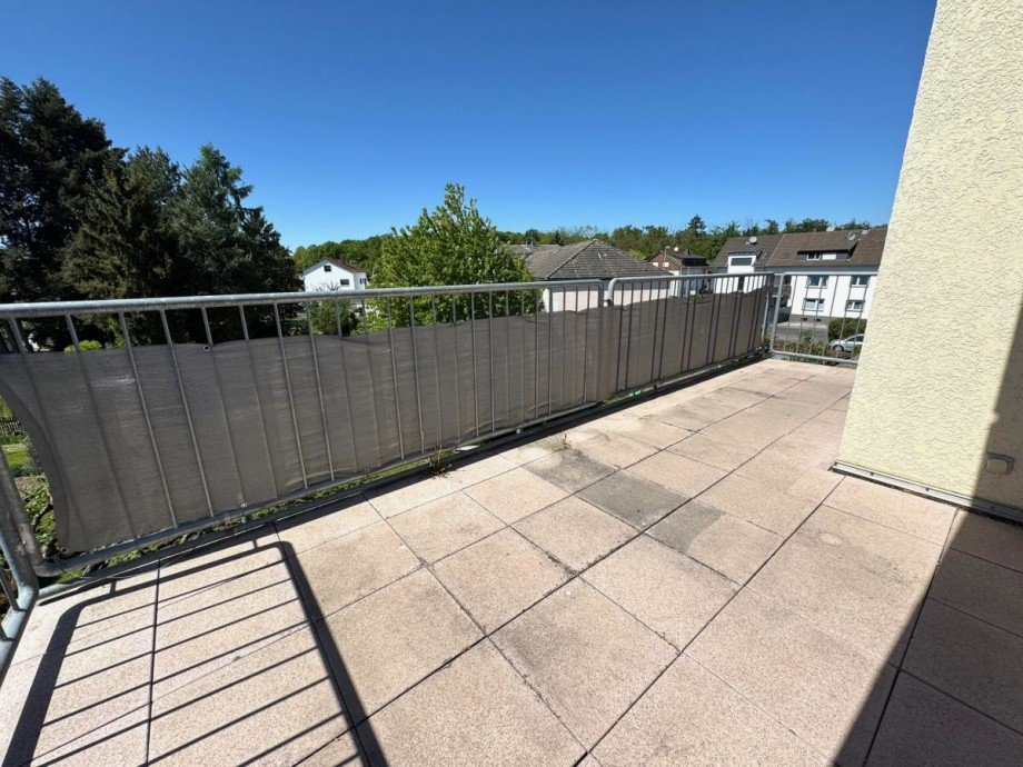 ADL2 Balkon Wohnzimmer Maisonettewohnung Hattersheim Eddersheim