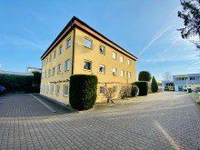 Hofansicht Moderne B�rofl�che im EG in Top Lage!