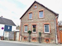 Hauptbild Solides Wohnhaus mit Potenzial in Fl�rsheim am Main
