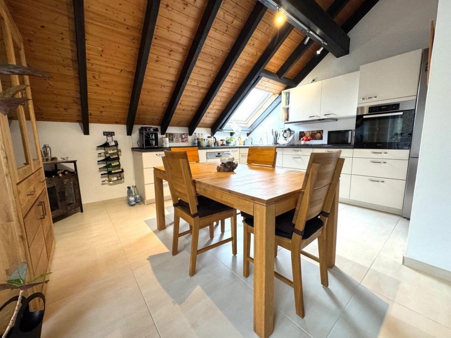 Hinterhaus DG Esszimmer & K�che Bild 1 Haus Taunusstein - Wehen