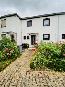 S32 Hausansicht Reihenmittelhaus mit W�rmepumpe bietet Platz f�r die ganze Familie!