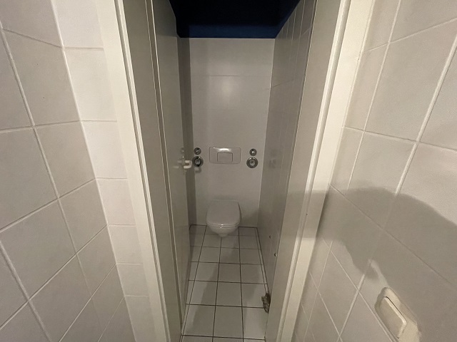 ADO1 WC1 Ladenlokal Hofheim
