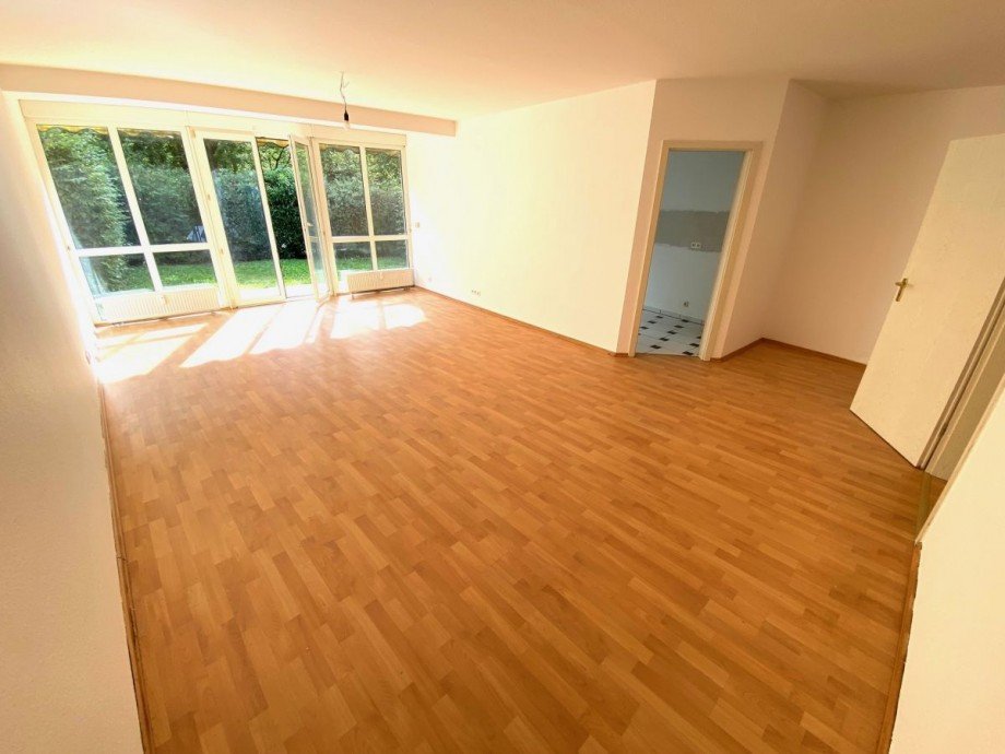 IDW2 Wohnzimmer Erdgeschosswohnung Hattersheim