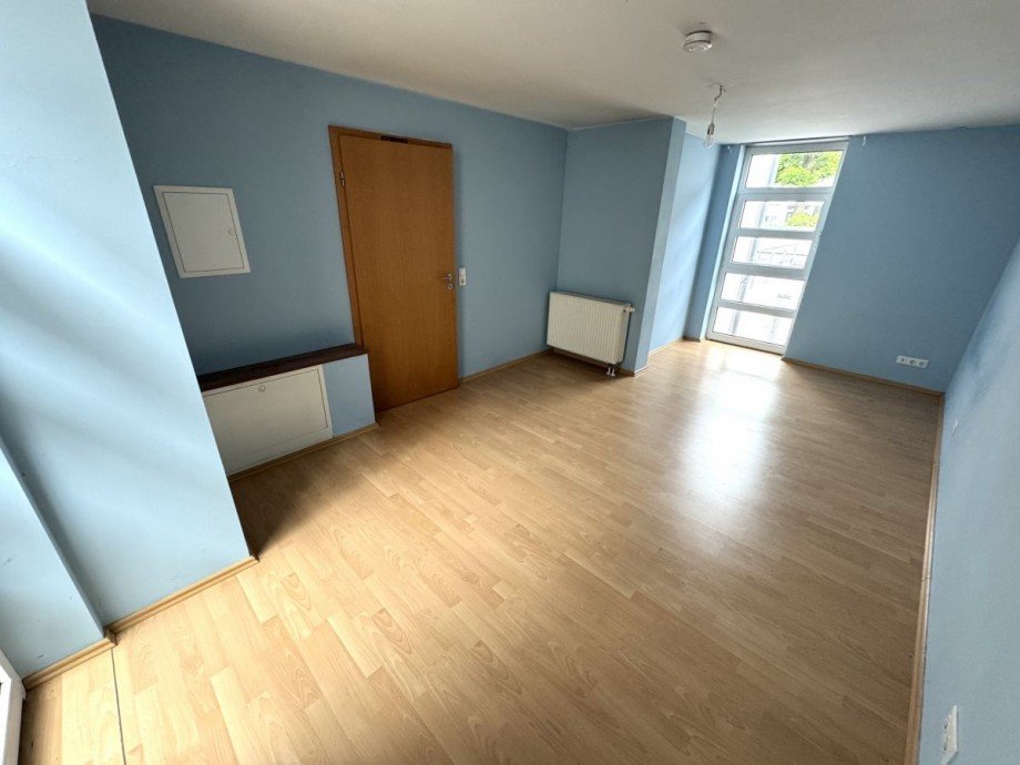 H25 Schlafzimmer OG Einfamilienhaus Fl�rsheim