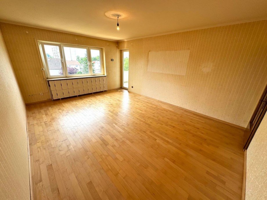 TM30 Wohnzimmer Etagenwohnung Maintal