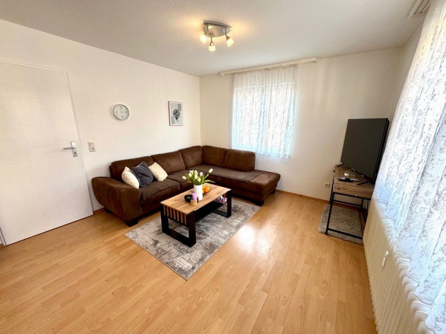 AS79 Whg 1 Wohnzimmer Haus Frankfurt