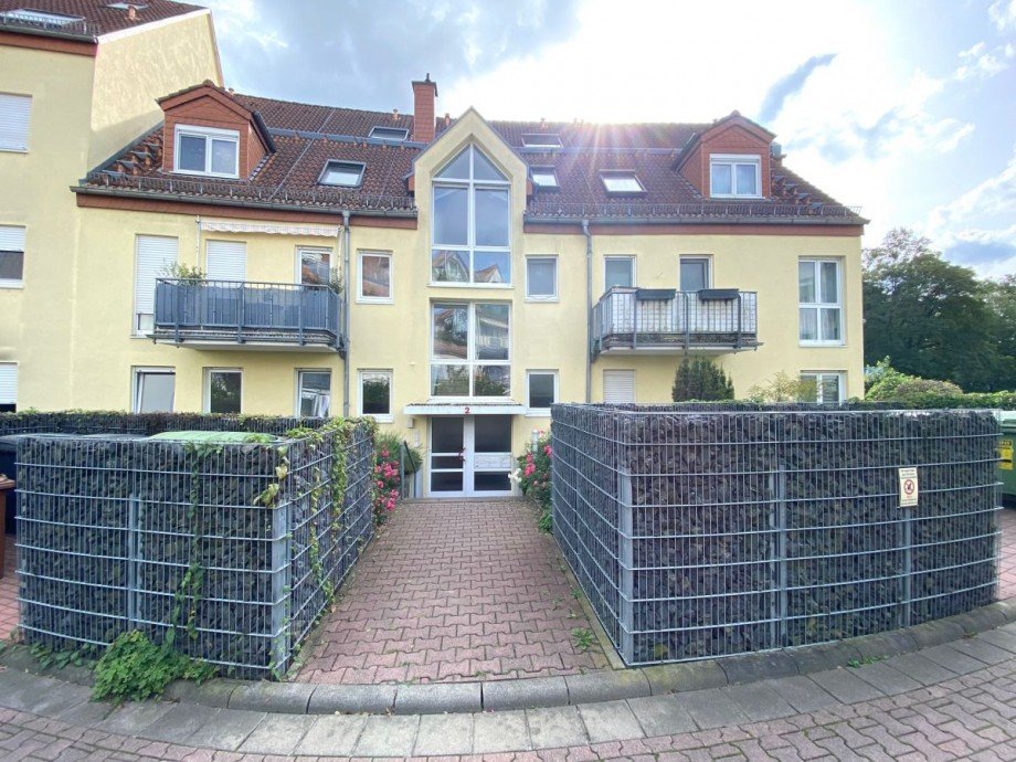 IDW2 Hausansicht Erdgeschosswohnung Hattersheim
