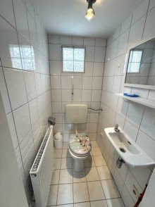 EG WC Solides 2 Familienhaus ohne Sanierunsgstau in Taunusstein-Wehen
