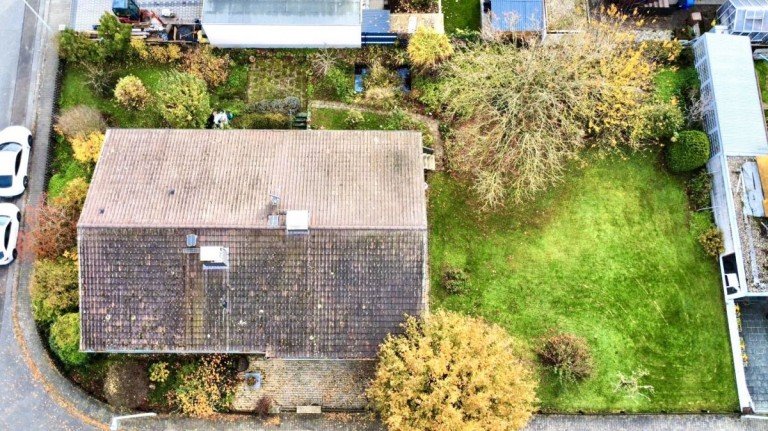 C4 Luftbild Fl�rsheim Einfamilienhaus Gro�z�giges freistehendes Zuhause auf 1.053 m� Grundst�ck in ruhiger Lage von Weilbach