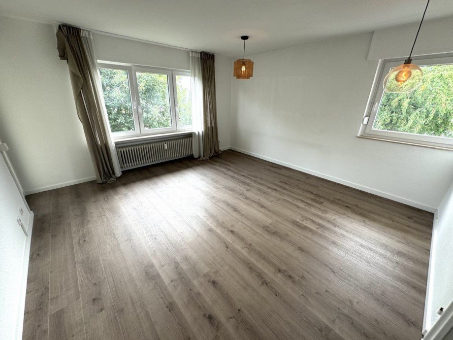 B69 Zimmer 2 im 1.OG Etagenwohnung Hattersheim Eddersheim