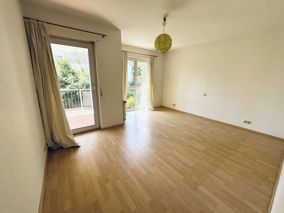 IDW17 Schlafzimmer Etagenwohnung Hattersheim