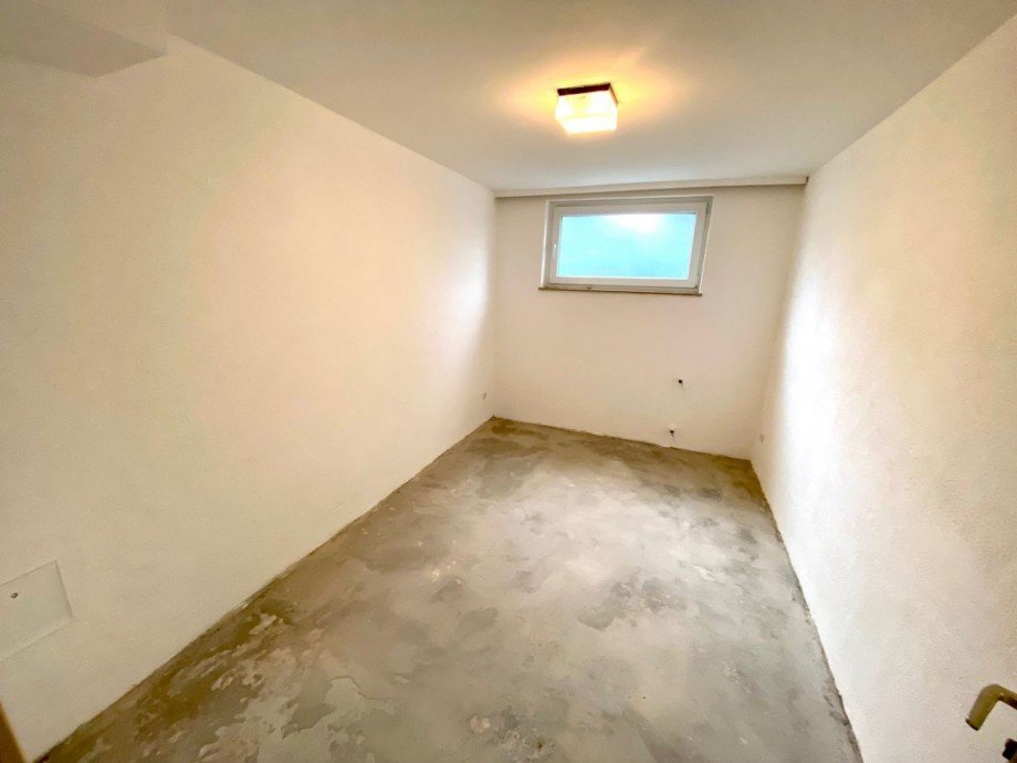 E24 Keller Etagenwohnung Hattersheim-Okriftel