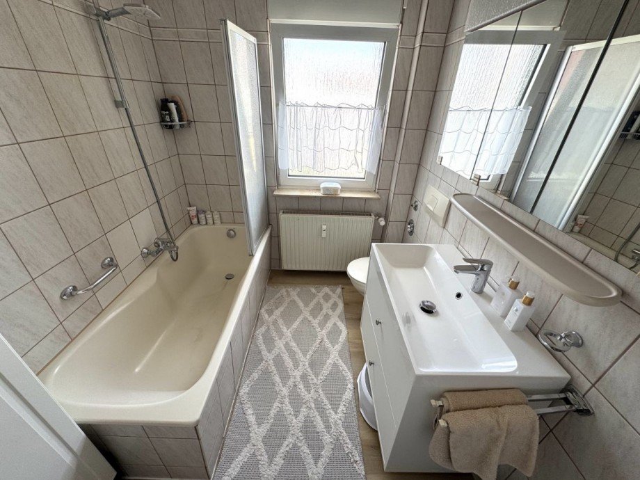 N32 Badezimmer Etagenwohnung Hattersheim Eddersheim
