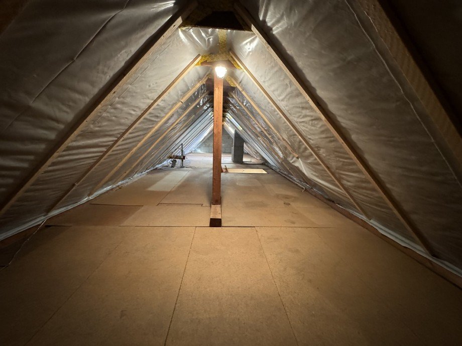 B37 Spitzboden Dachgeschosswohnung Hattersheim-Eddersheim