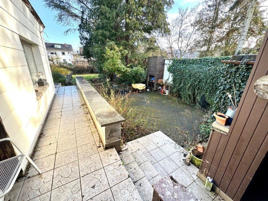 T45 Hoffl�che Doppelhaush�lfte Goldstein