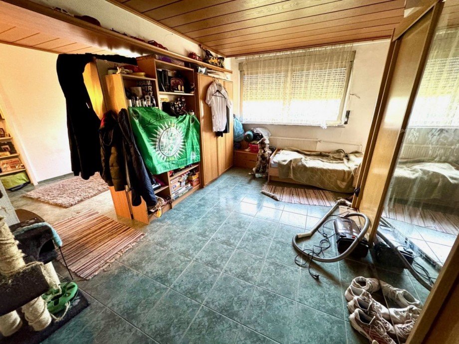 T45 Schlafzimmer 3 OG Doppelhaush�lfte Goldstein