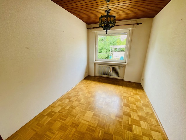 R24 G�stezimmer EG Haus Hattersheim-Eddersheim