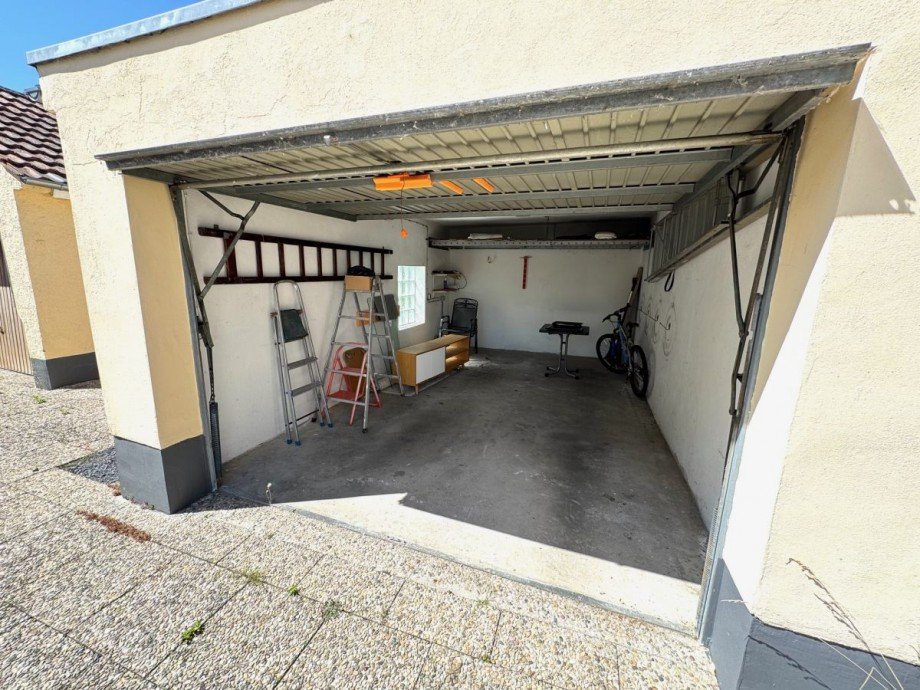 F6 Garage 2 Doppelhaush�lfte Hattersheim Eddersheim