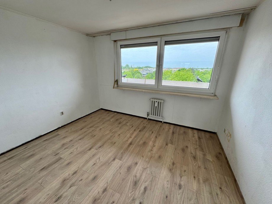 B8 Schlafzimmer Etagenwohnung Darmstadt-Kranichstein