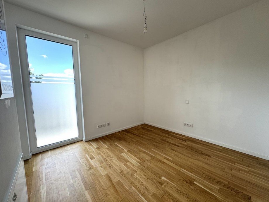 AK4 Schlafzimmer Bild 2 Etagenwohnung Hattersheim Okriftel