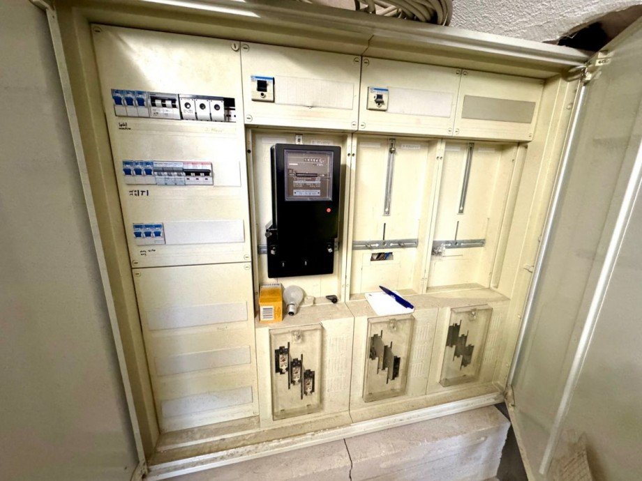 E9 Elektroverteilerkasten Einfamilienhaus Fl�rsheim