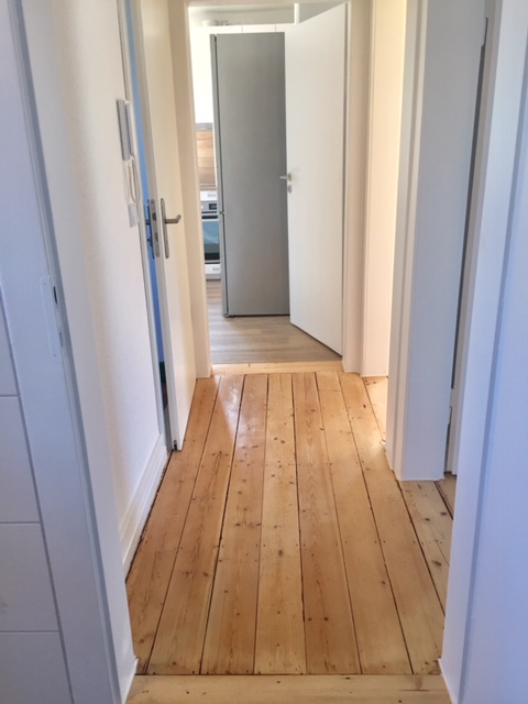 Flur Dachgeschosswohnung Hattersheim