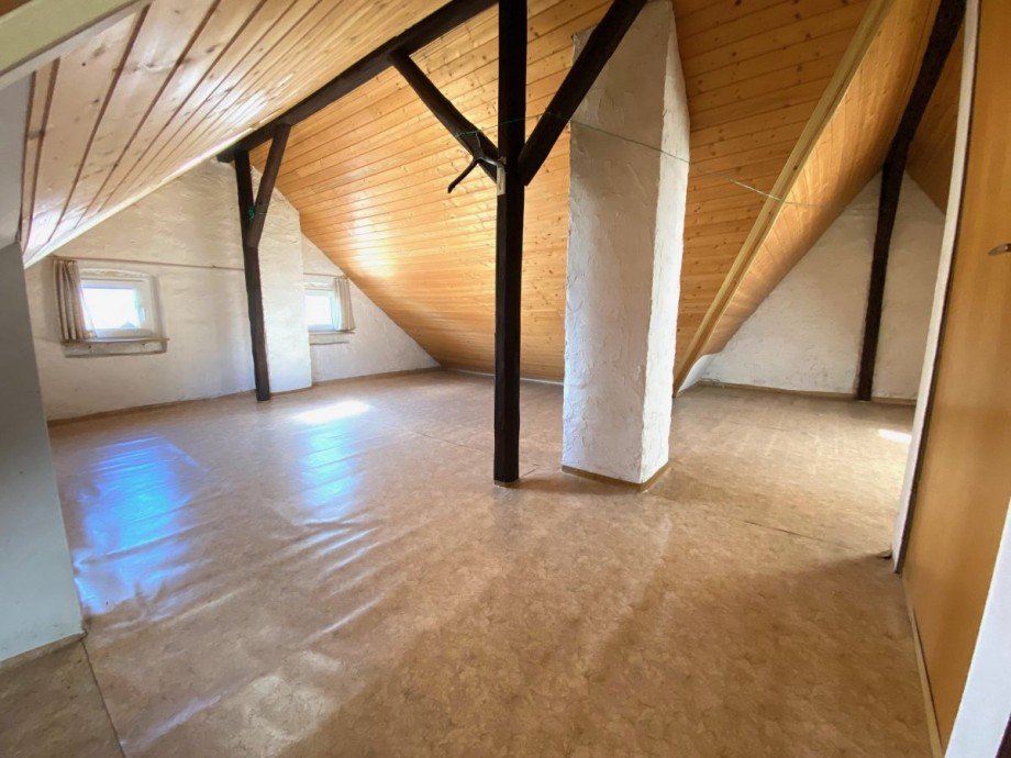 B9 Dachgeschoss Raum 1 Einfamilienhaus Hattersheim-Eddersheim