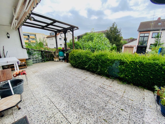 S32 Terrasse Reihenmittelhaus Hattersheim