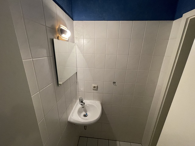 ADO1 WC Ladenlokal Hofheim