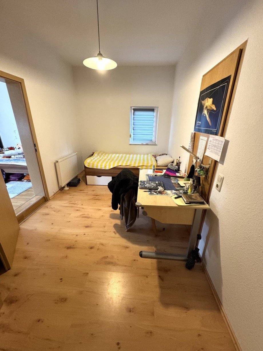 EG Kinderzimmer Homeoffice Mehrfamilienhaus Taunusstein - Wehen