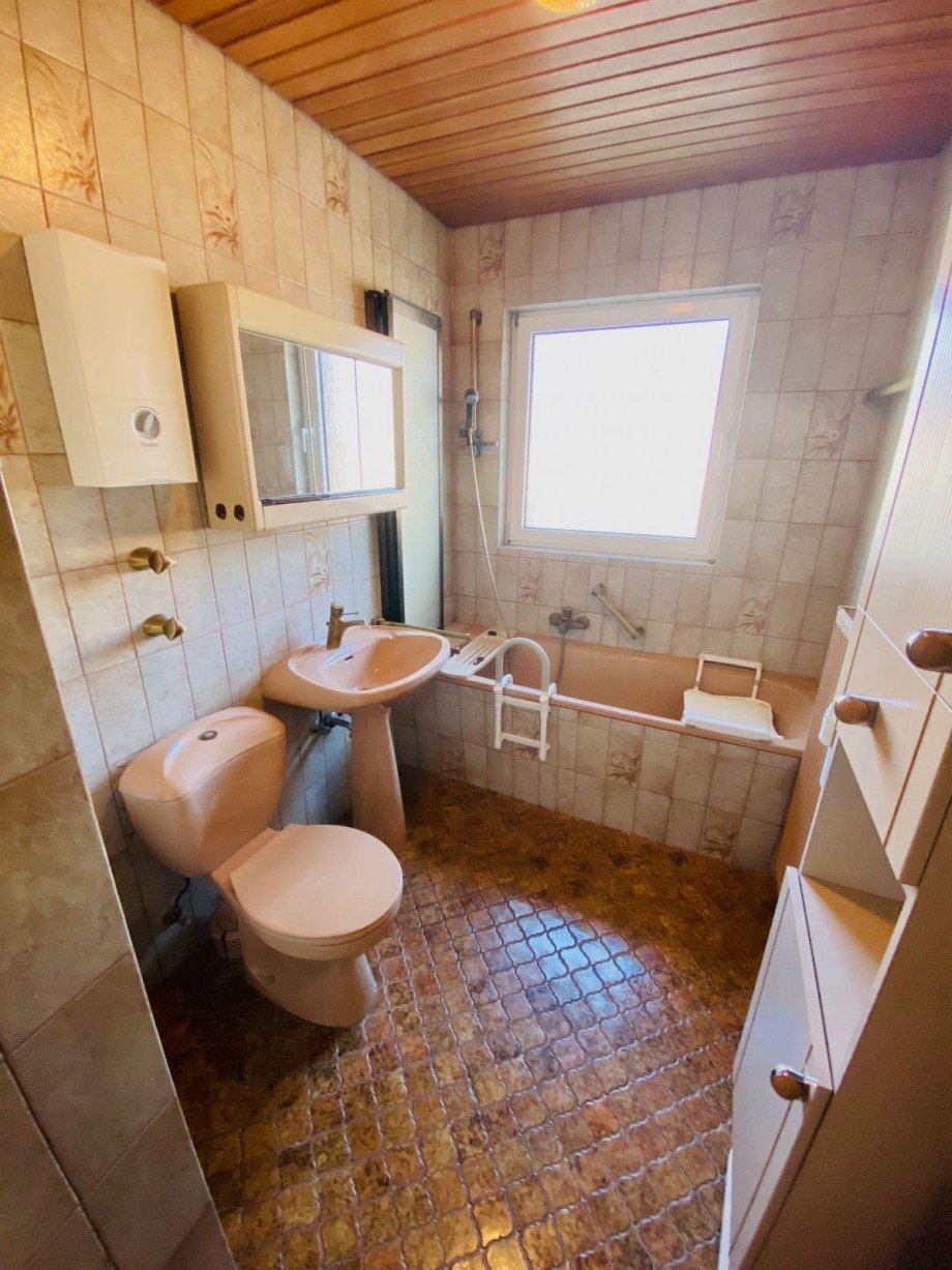 Badezimmer Etagenwohnung Hattersheim-Eddersheim