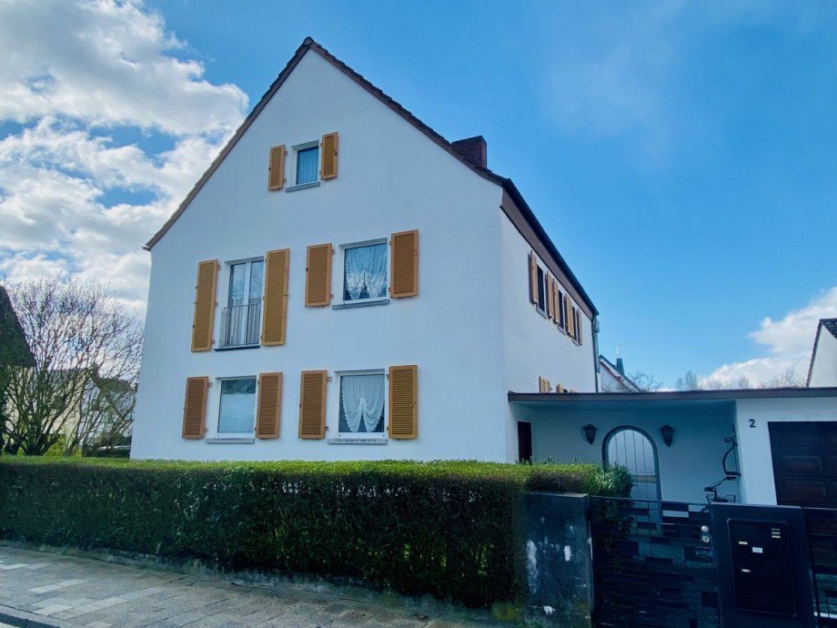 Hausansicht Etagenwohnung Hattersheim-Eddersheim
