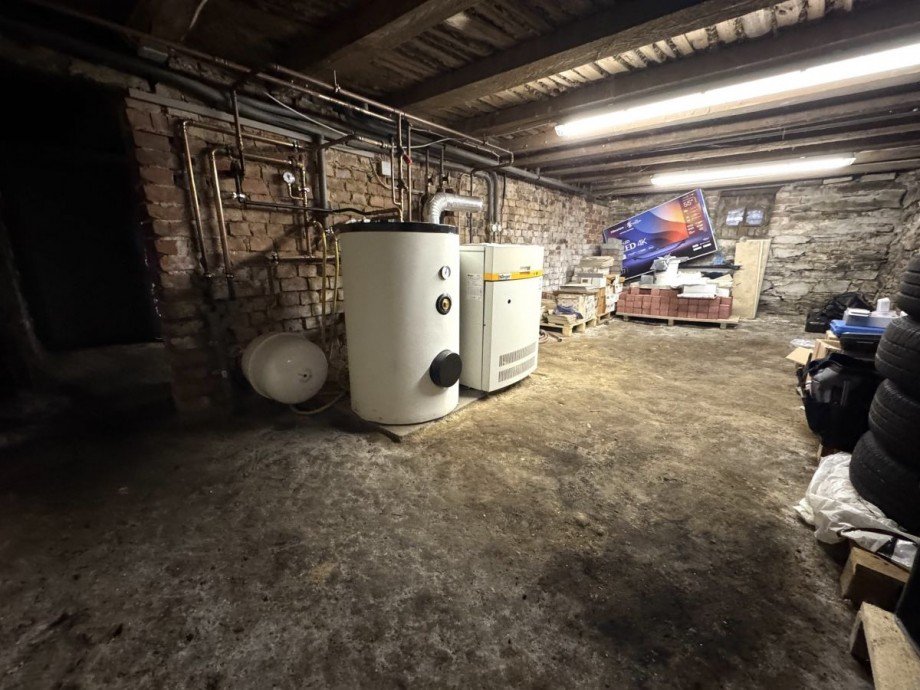 Kellerraum 2 mit Gas Zentralheizung Mehrfamilienhaus Taunusstein - Wehen