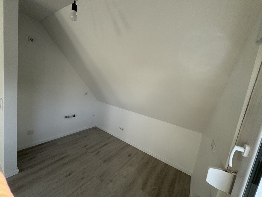 B37 K�chenbereich 1 Dachgeschosswohnung Hattersheim-Eddersheim