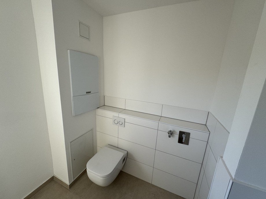 B37 Bad WC Dachgeschosswohnung Hattersheim-Eddersheim