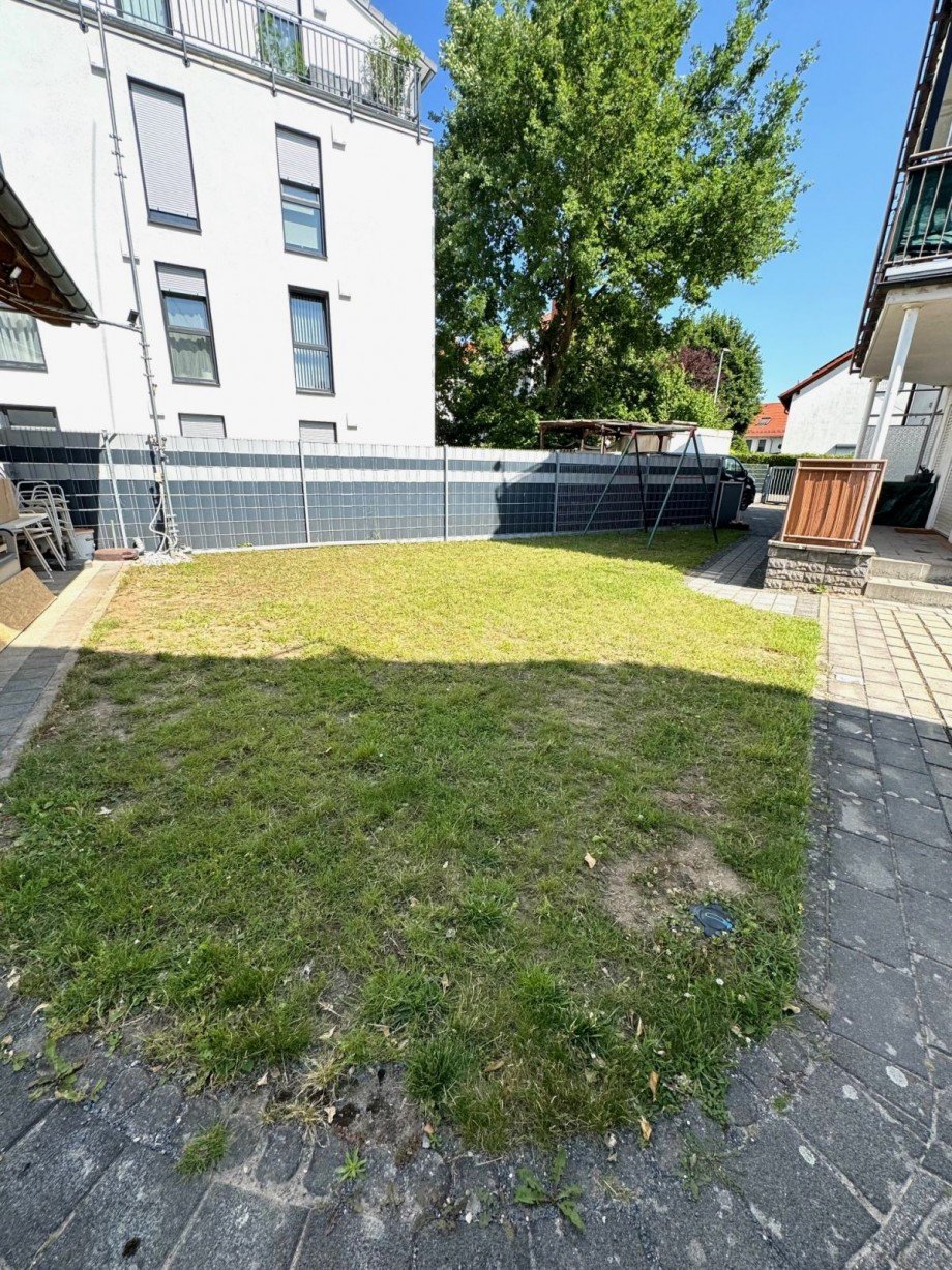 W26 Gemeinschaftsgarten Erdgeschosswohnung Fl�rsheim
