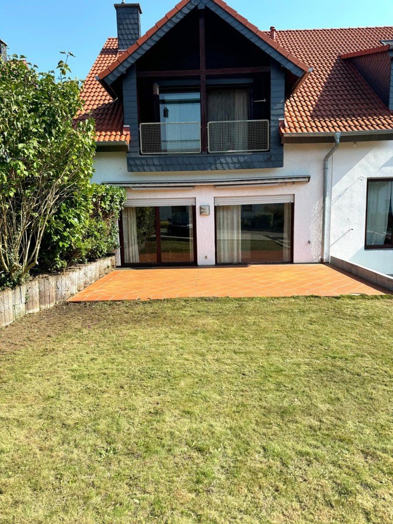 IK11 Hausansicht Liederbach Doppelhaush�lfte * Provisionsfrei* Doppelhaush�lfte in Toplage in Liederbach am Taunus
