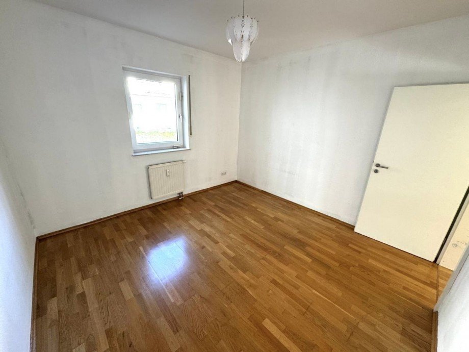O5 Schlafzimmer 2 (2) Etagenwohnung Hofheim