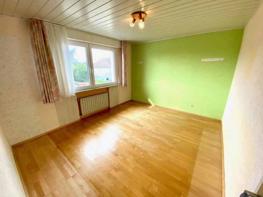 E24 Schlafzimmer 1 Etagenwohnung Hattersheim-Okriftel