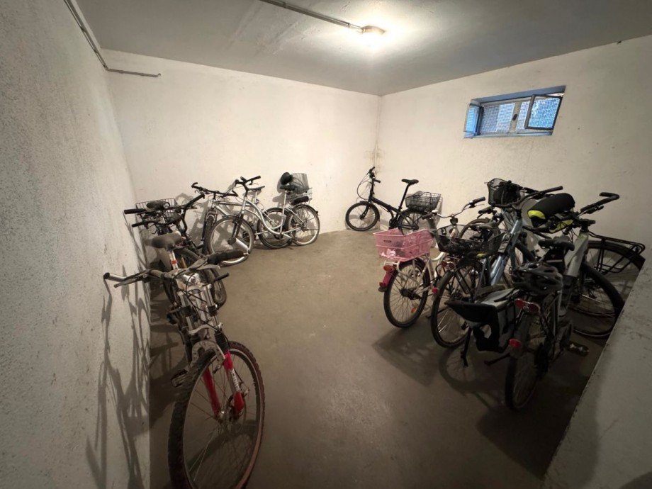 ADL2 Fahrradkeller Maisonettewohnung Hattersheim Eddersheim