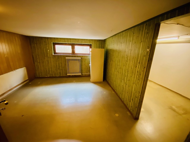 B36 Keller Hobbyraum Reihenendhaus Fl�rsheim-Weilbach