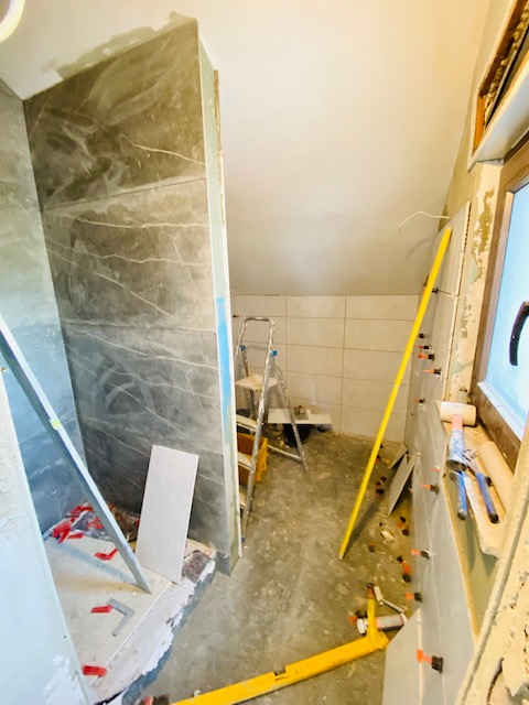 Badezimmer im Bau Etagenwohnung Hattersheim-Eddersheim