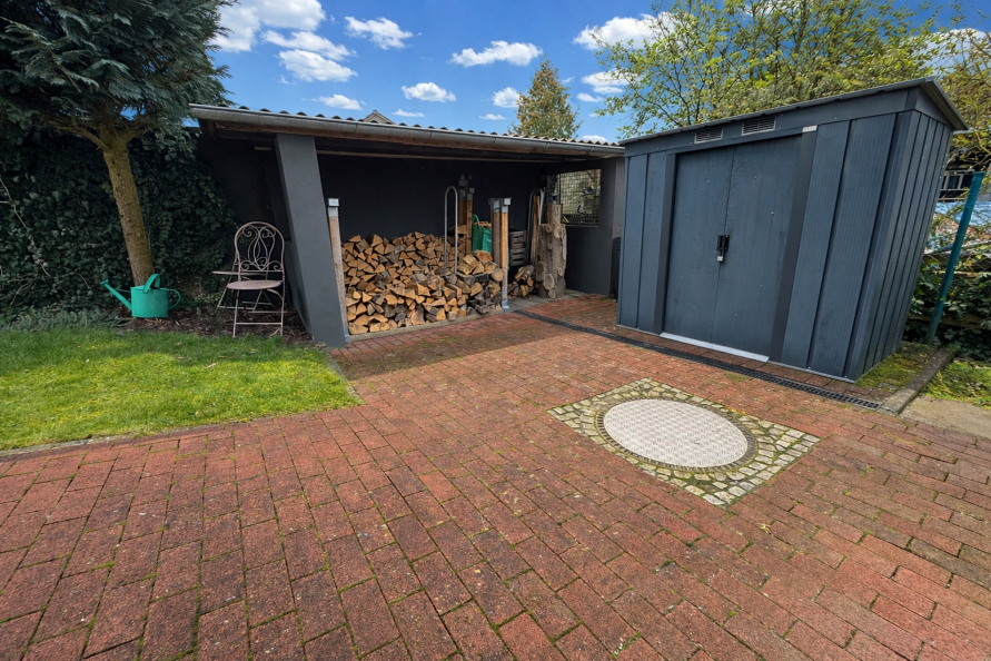 Gartenh�tte & Holzlager Haus Taunusstein - Wehen