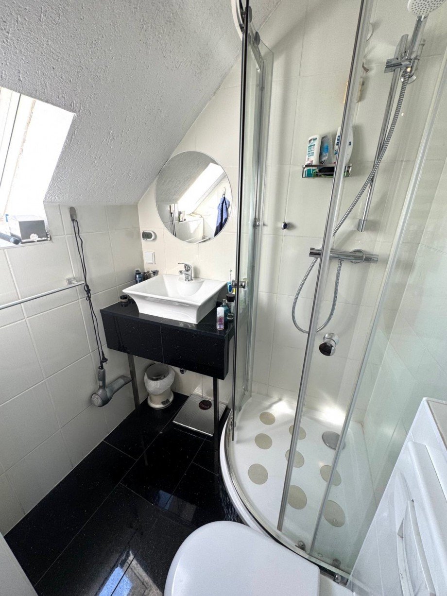 W10 Badezimmer 2 Maisonette Maisonettewohnung Unterliederbach