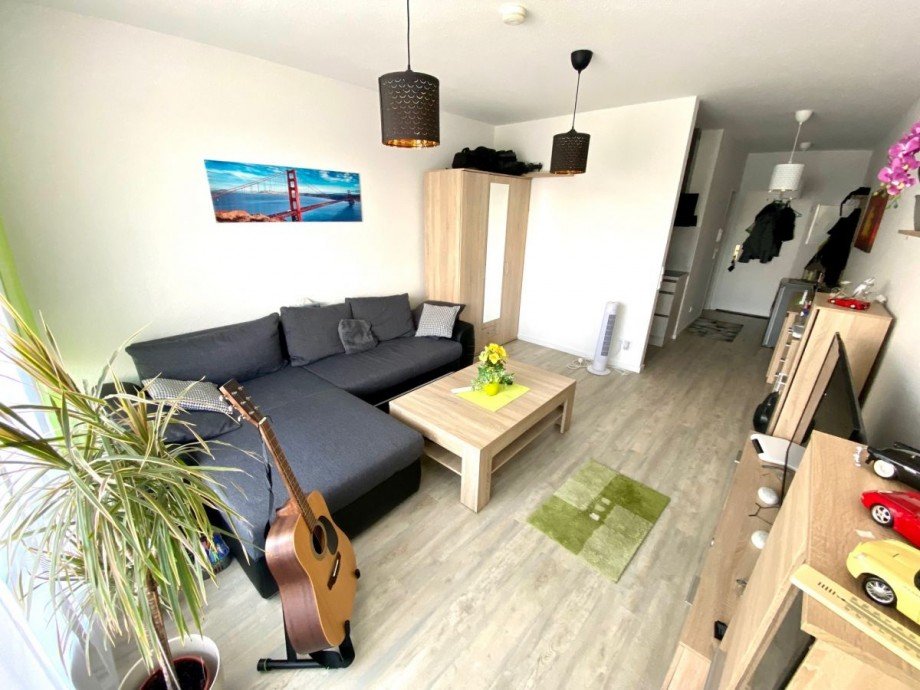 S22 Wohn Schlafzimmer Etagenwohnung Hattersheim