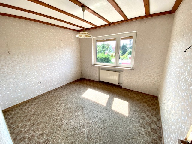 L10 Schlafzimmer 2 OG Doppelhaush�lfte Fl�rsheim-Weilbach