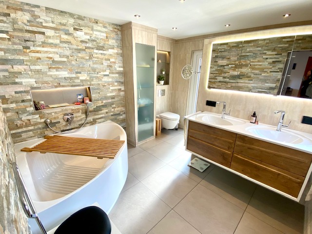 K15 Badezimmer Haus Nauheim