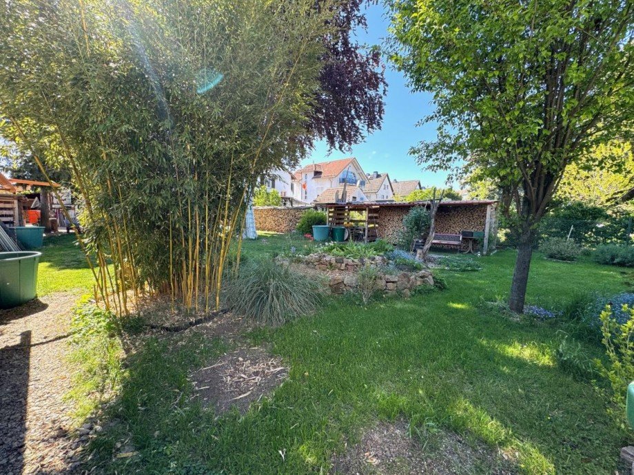 Garten Grillecke Einfamilienhaus Fl�rsheim