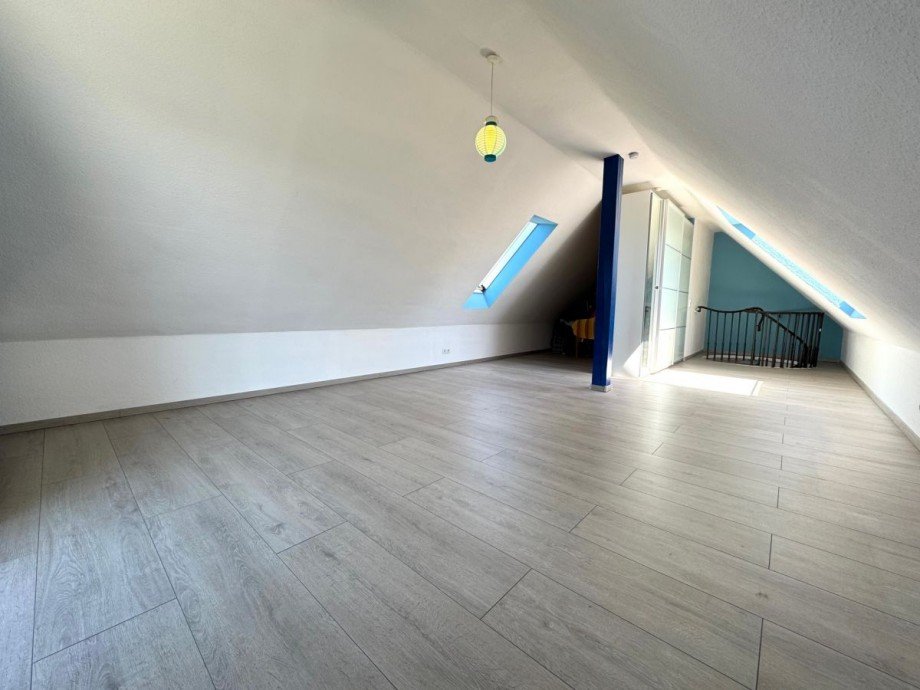 ADL2 Dachstudio Bild2 Maisonettewohnung Hattersheim Eddersheim