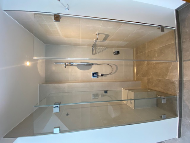 R24 Dusche Haus Hattersheim-Eddersheim